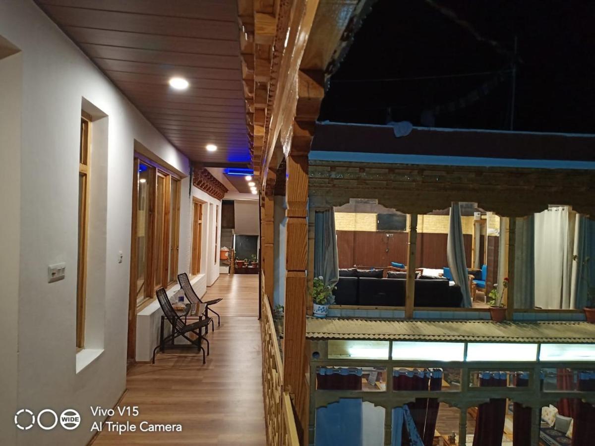Laksdup Guest House Leh Buitenkant foto