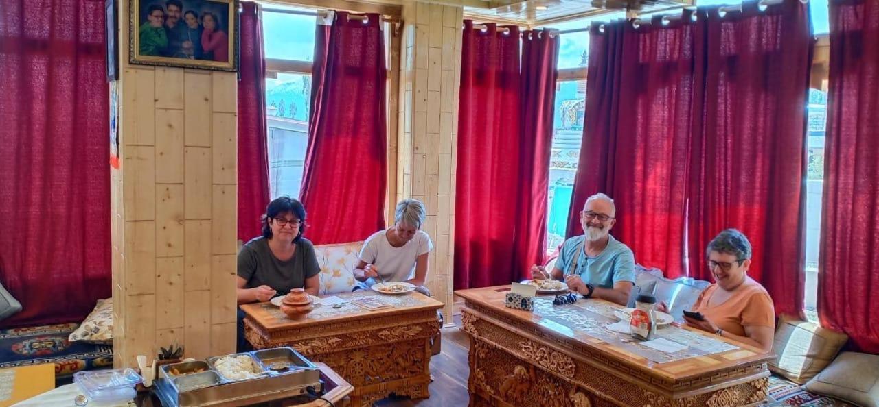 Laksdup Guest House Leh Buitenkant foto